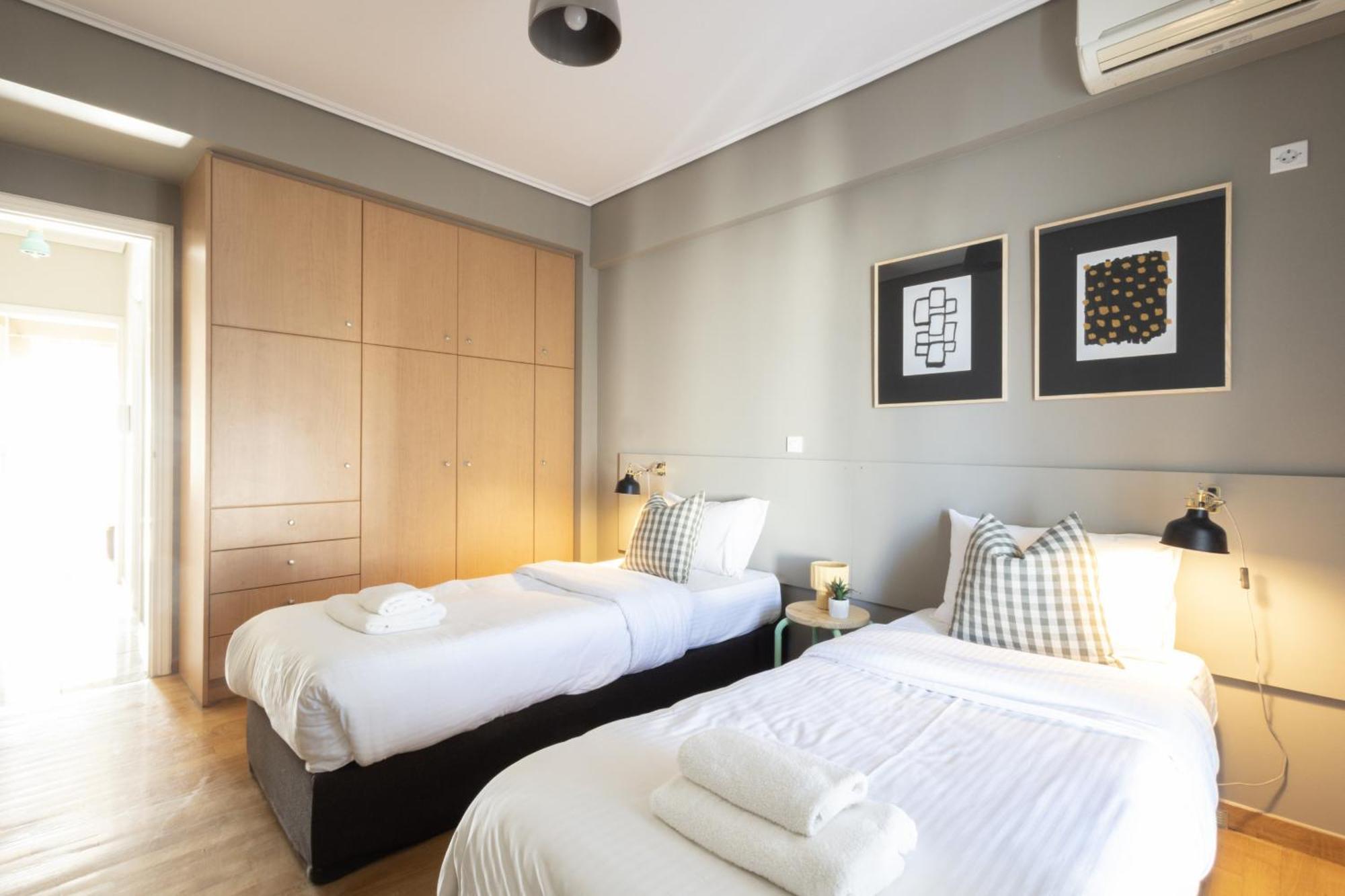 Renovated 3 Bedroom Apt With Acropolis View Athens Ngoại thất bức ảnh
