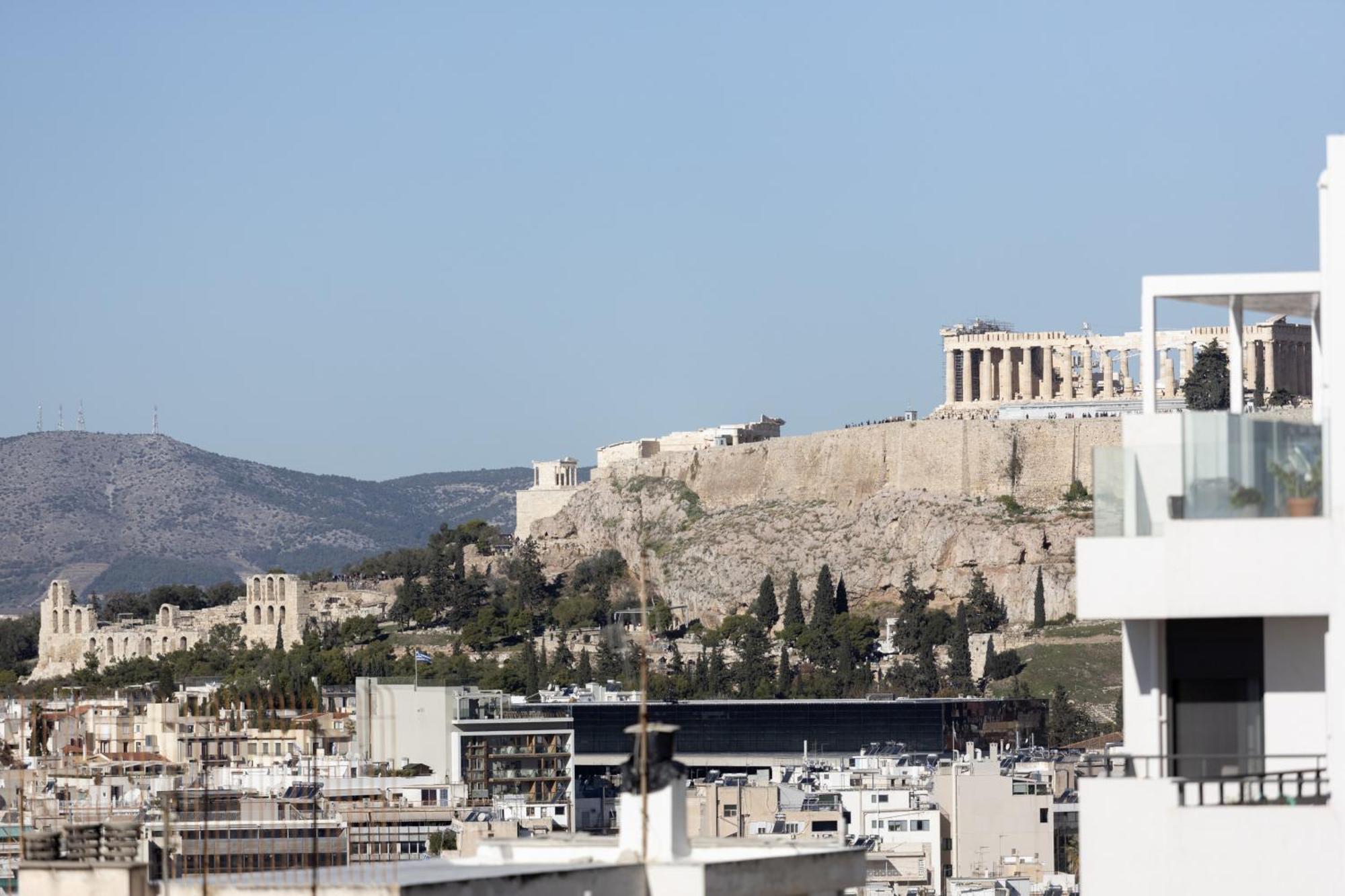 Renovated 3 Bedroom Apt With Acropolis View Athens Ngoại thất bức ảnh