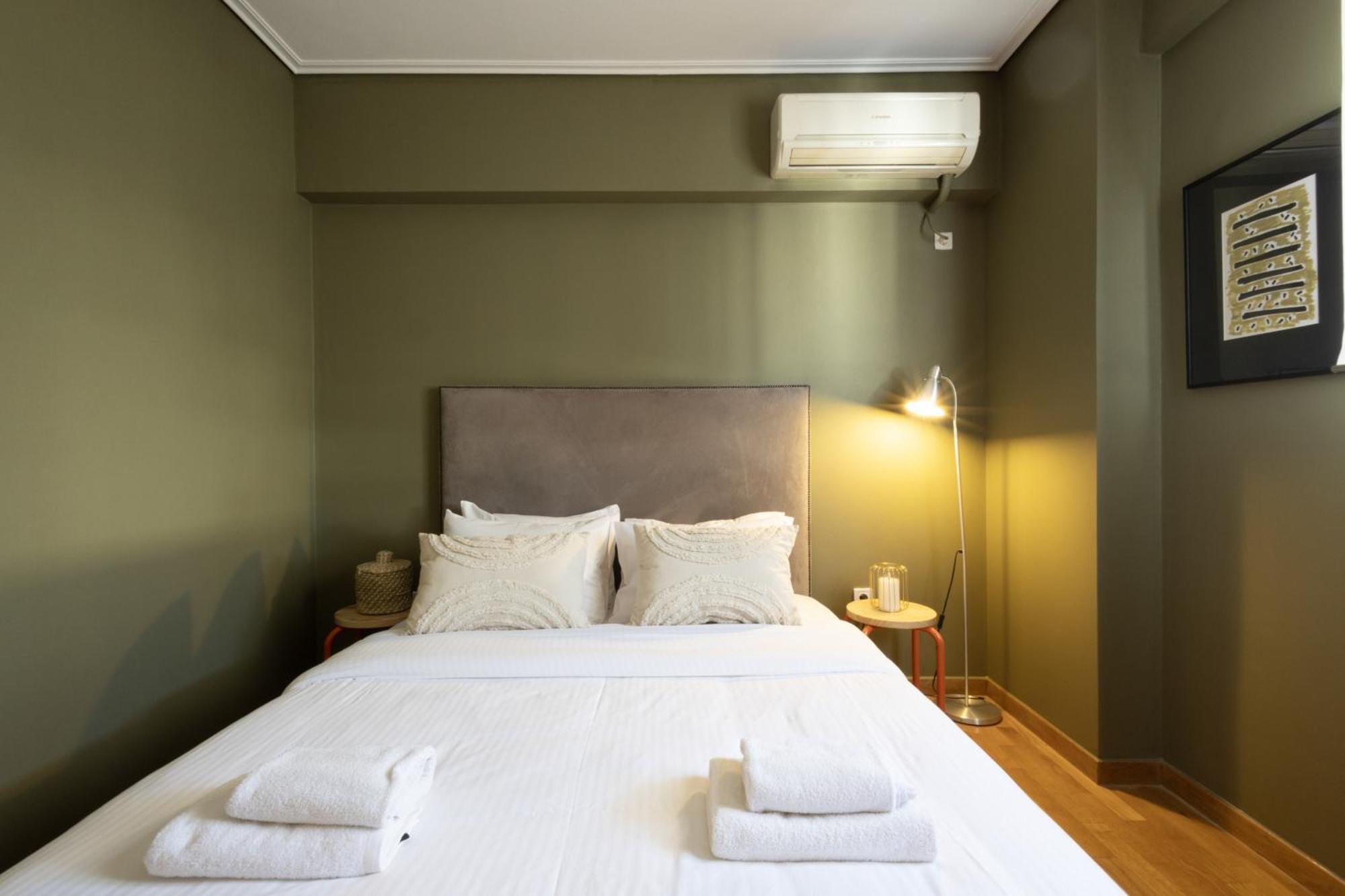 Renovated 3 Bedroom Apt With Acropolis View Athens Ngoại thất bức ảnh